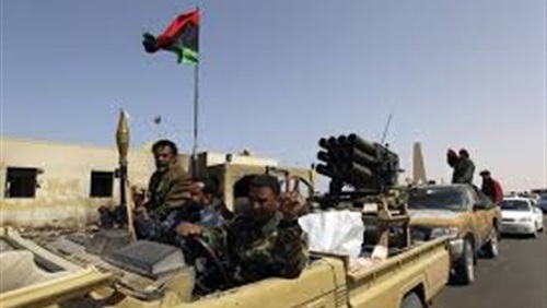 الحكومة الليبية تطالب