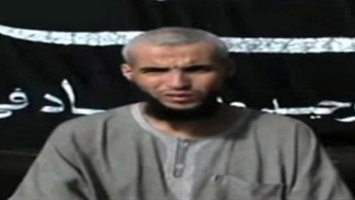 1 أبريل: إعدام دبلوماسي