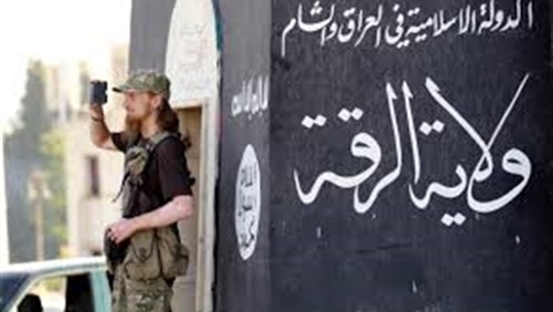 يحمل هوية تركية..