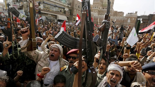 732 انتهاكًا حوثيًا