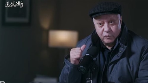 بين النص والتاريخ: