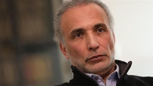 طارق رمضان في قفص