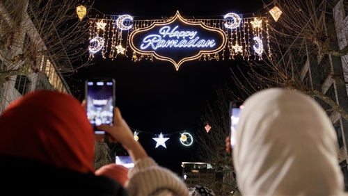 من الملاعب إلى مائدة