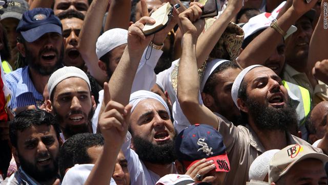 العلاقة عقب ثورة