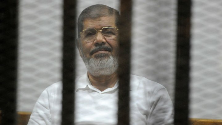 إدانة مرسي بالتخابر