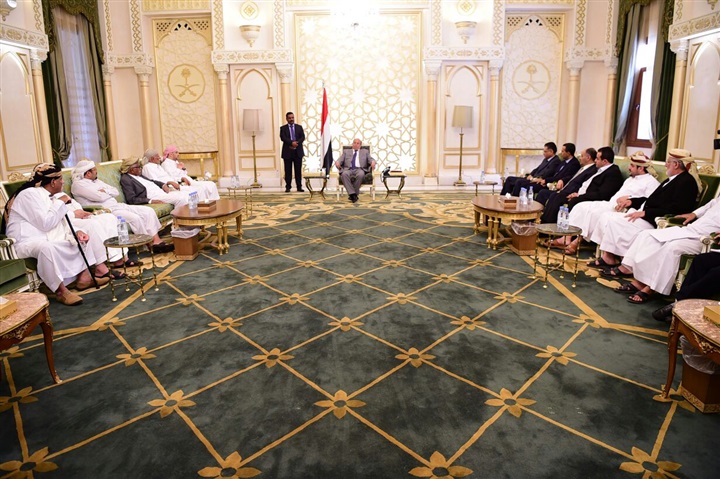 المشهد السياسي: