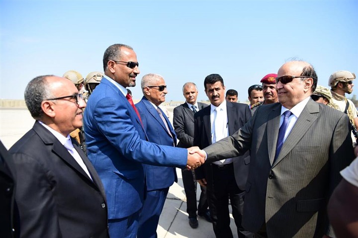 المشهد السياسي:
