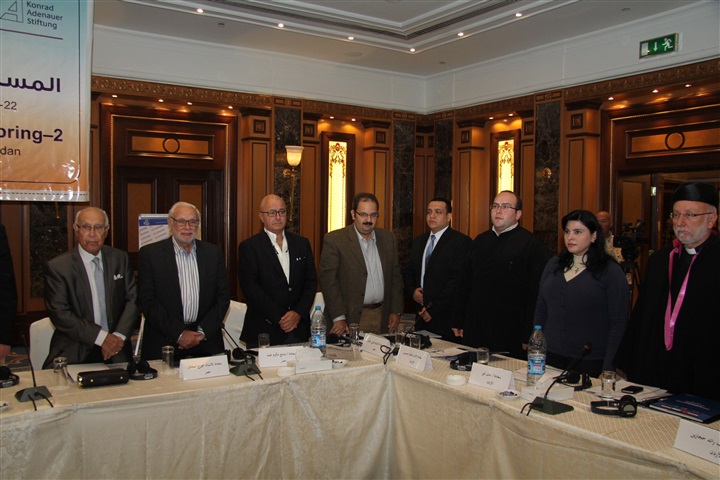 سياسيون وباحثون عرب