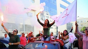 بعد استقالة نواب