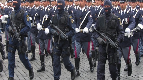 إجراءات إيطالية