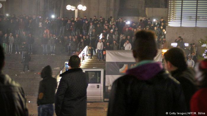 معاناة اللاجئين السوريين